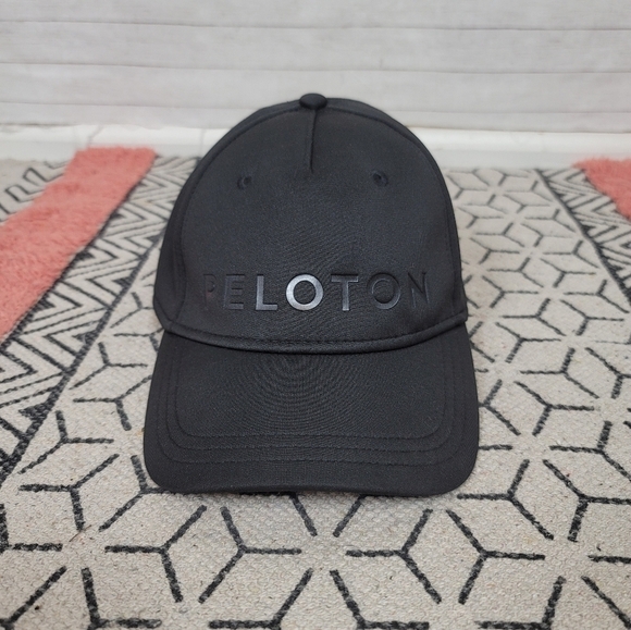 Peloton Black Out Hat Black Hat, w Adjustable Red Strap - Picture 1 of 11